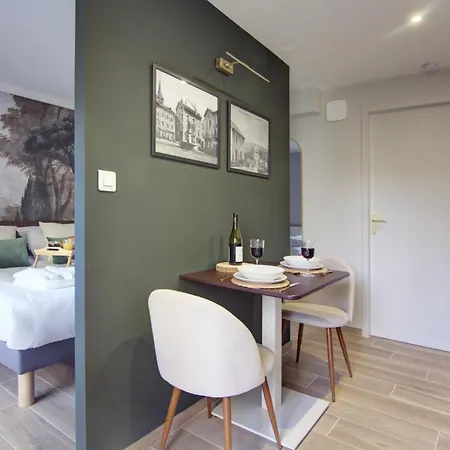 La Rosieroise Apartamento